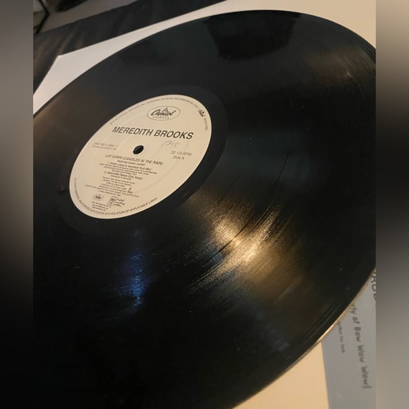 Meredith Brooks "Lay Down" featuring Queen Latifah 33 1/3 RPM 12" Vinyl Record - Picture 3 of 6